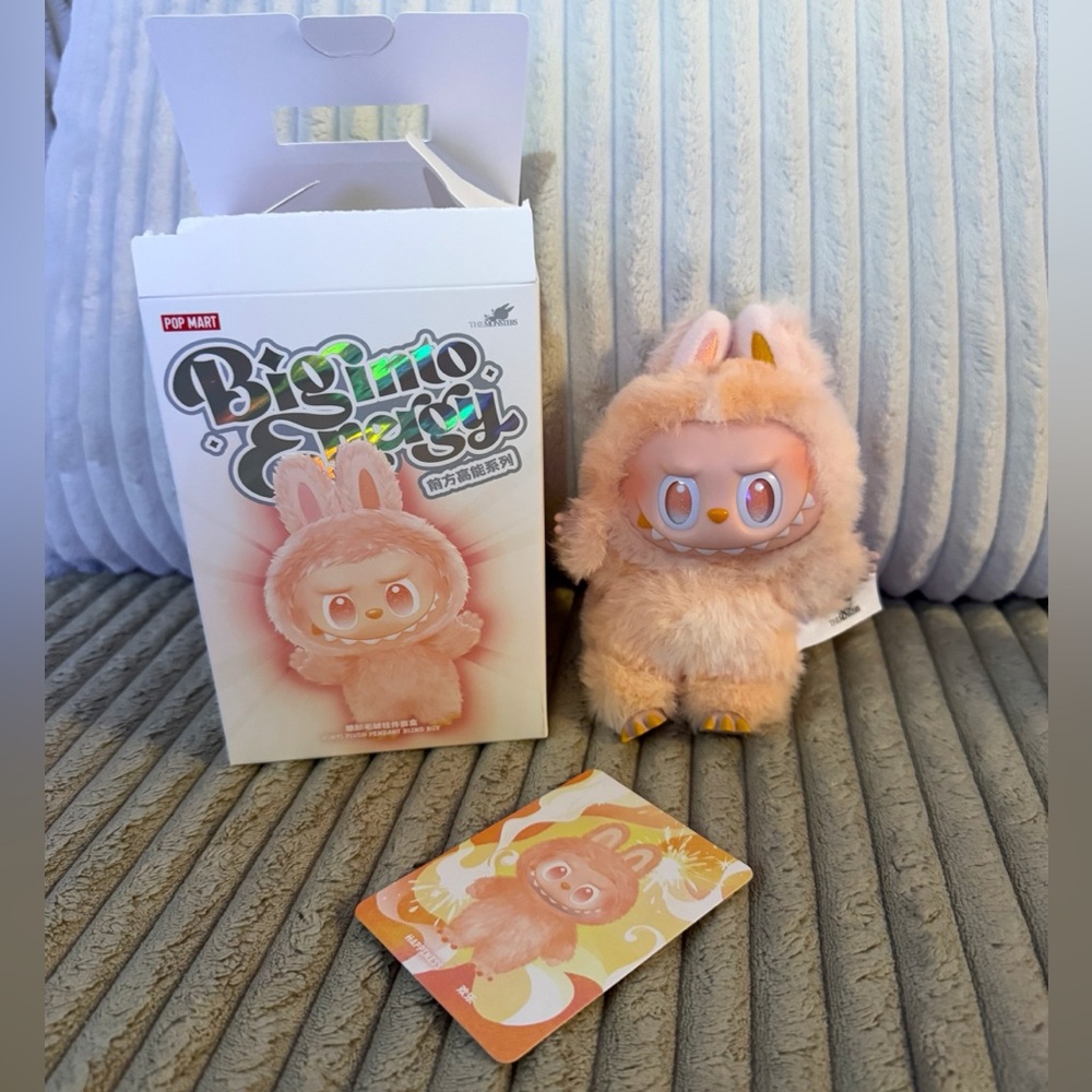 ❌SOLD❌ LABUBU BIG INTO ENERGY V3 - HAPPINESS